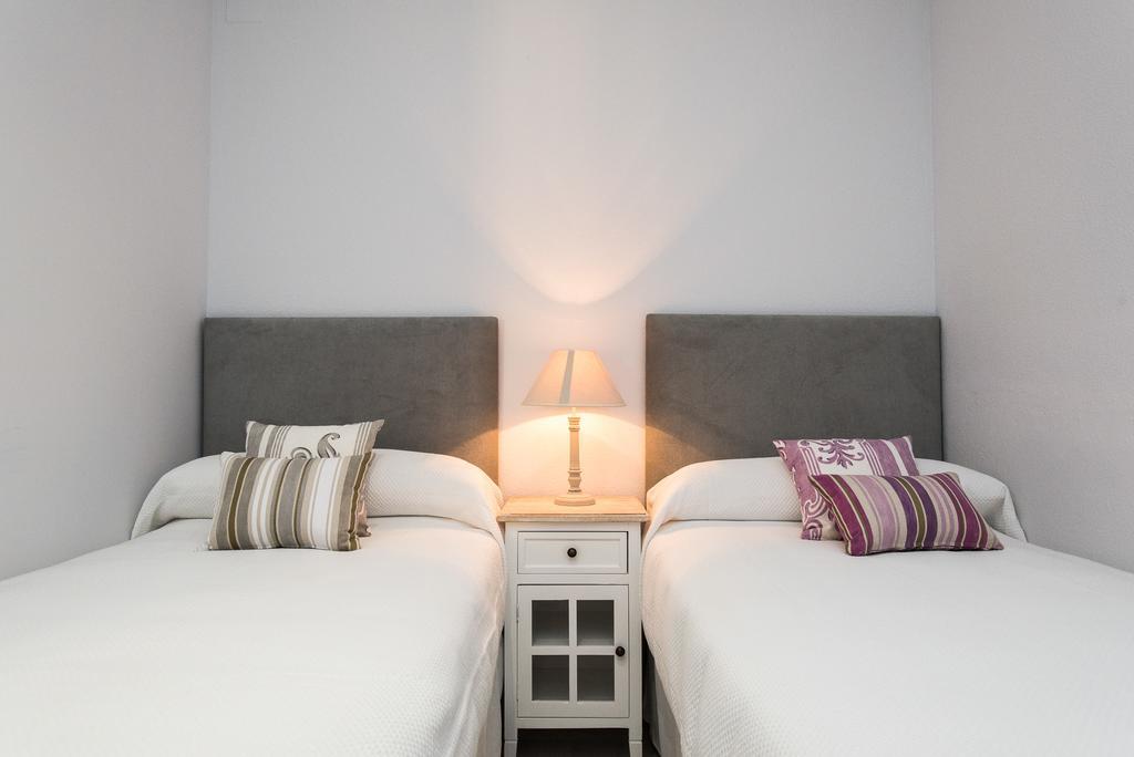 Hommyhome Cerrajeria Apartment Seville